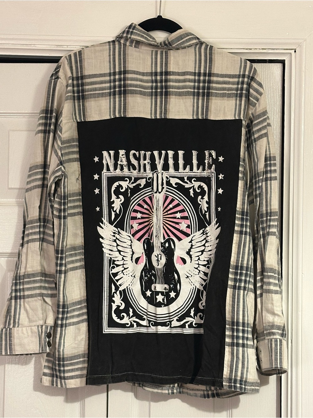 Nashville Casual Plaid Button-Up Shirt - Cream & Gray
